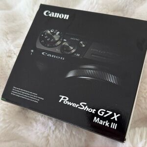 Canon PowerShot G7 X Mark III - Black
Content Creator Camera